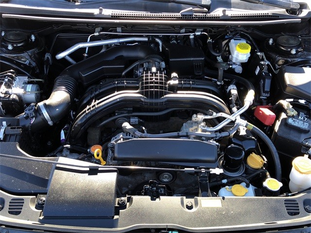 Subaru Impreza Vehicle Full-screen Gallery Image 19