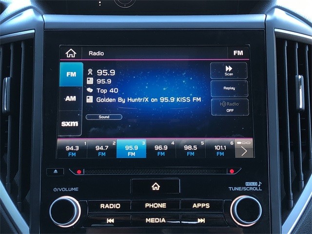 Subaru Impreza Vehicle Full-screen Gallery Image 22