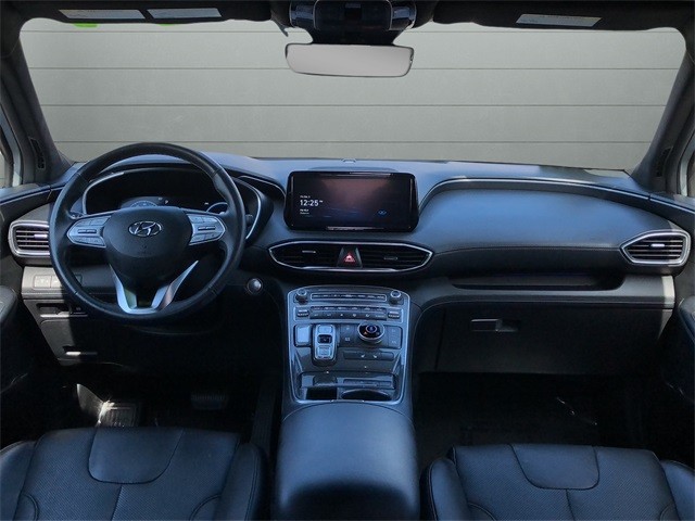 Hyundai Santa Fe Vehicle Full-screen Gallery Image 12