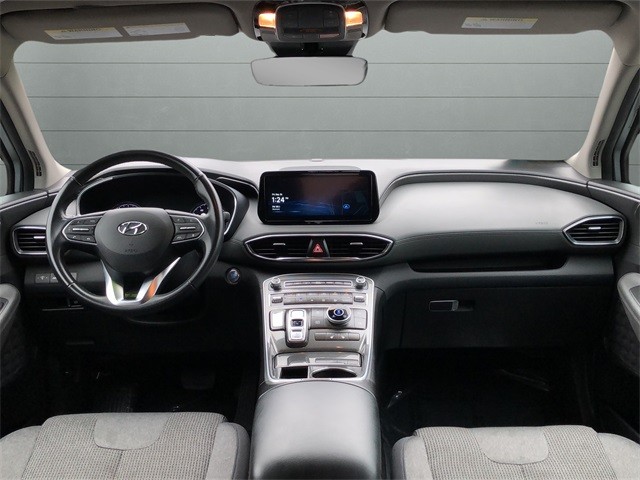 Hyundai Santa Fe Vehicle Full-screen Gallery Image 12