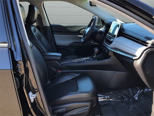 Jeep Compass Vehicle Full-screen Gallery Image 15