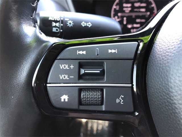 Honda HR-V Vehicle Full-screen Gallery Image 9