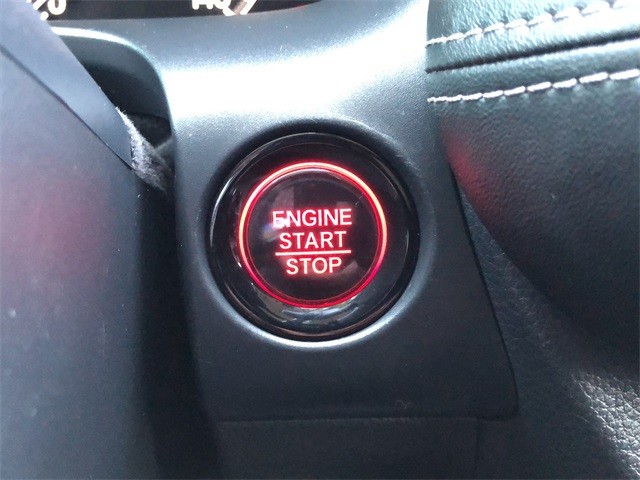 Honda HR-V Vehicle Full-screen Gallery Image 24