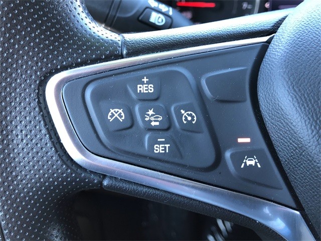 Chevrolet Equinox Vehicle Full-screen Gallery Image 9