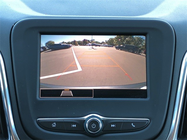 Chevrolet Equinox Vehicle Full-screen Gallery Image 23