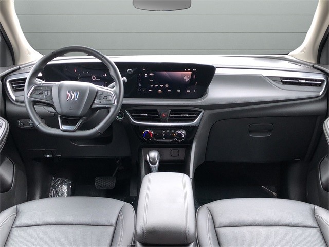Buick Encore GX Vehicle Full-screen Gallery Image 12