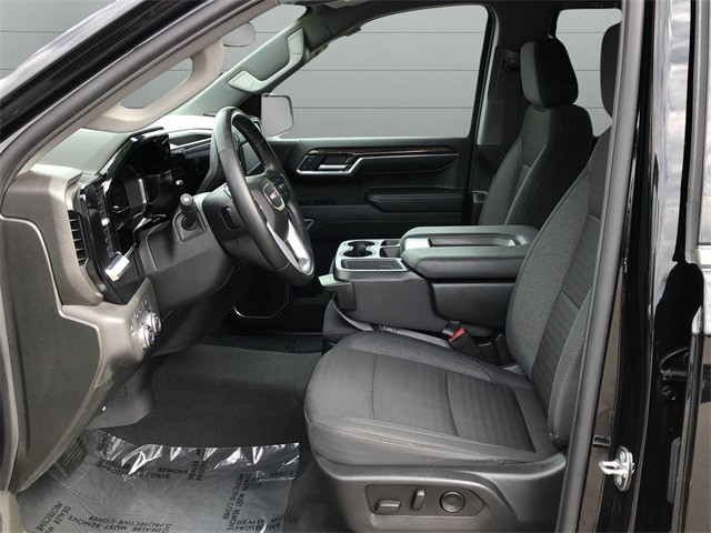 GMC Sierra 1500 Vehicle Full-screen Gallery Image 10