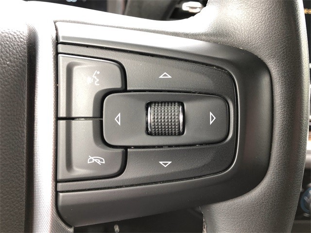 GMC Sierra 1500 Vehicle Full-screen Gallery Image 17