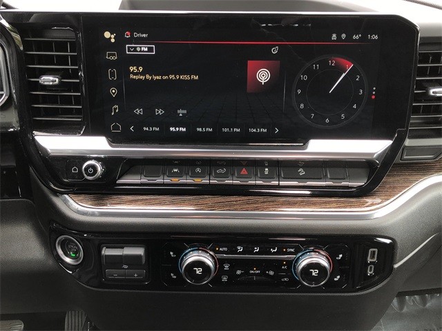 GMC Sierra 1500 Vehicle Full-screen Gallery Image 19