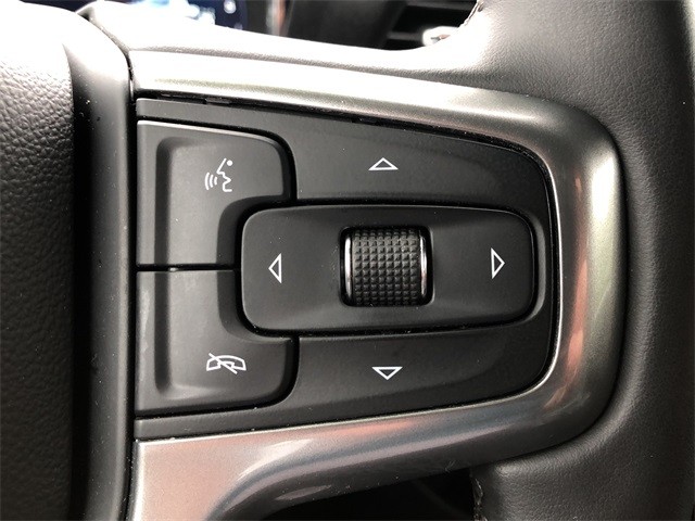 Chevrolet Silverado 1500 Vehicle Full-screen Gallery Image 17