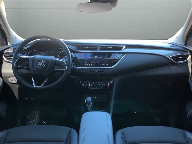 Buick Encore GX Vehicle Full-screen Gallery Image 12