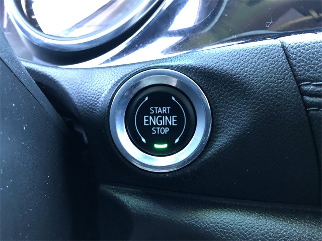 Buick Encore GX Vehicle Full-screen Gallery Image 23