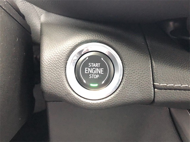 Buick Envision Vehicle Full-screen Gallery Image 22