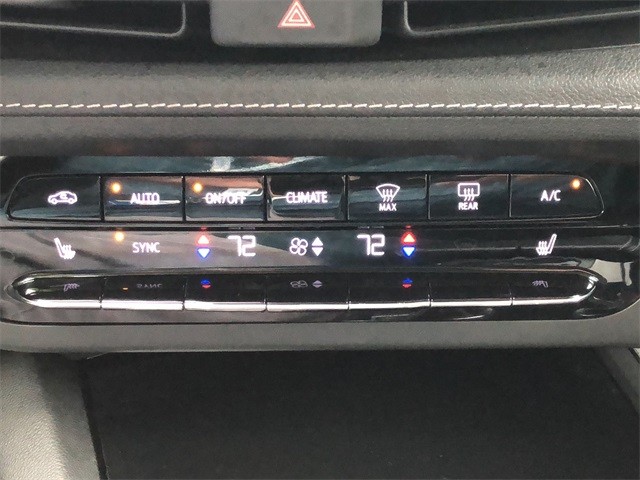 Buick Envision Vehicle Full-screen Gallery Image 24