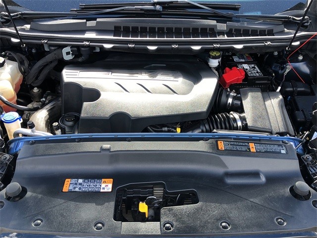 Ford Edge Vehicle Full-screen Gallery Image 20