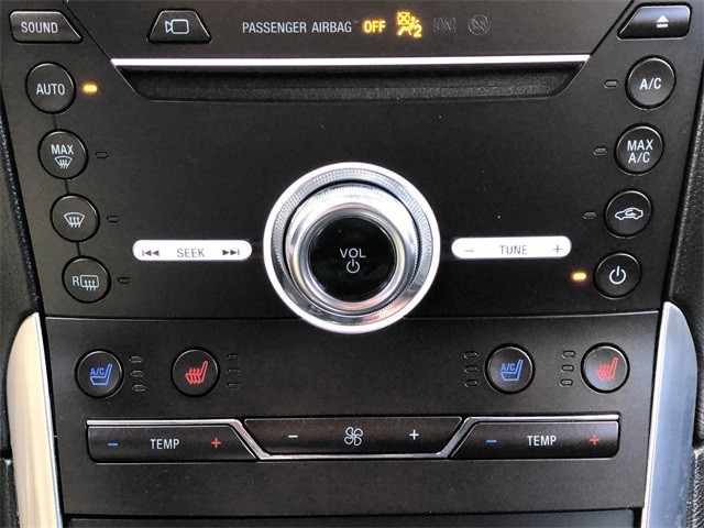 Ford Edge Vehicle Full-screen Gallery Image 27