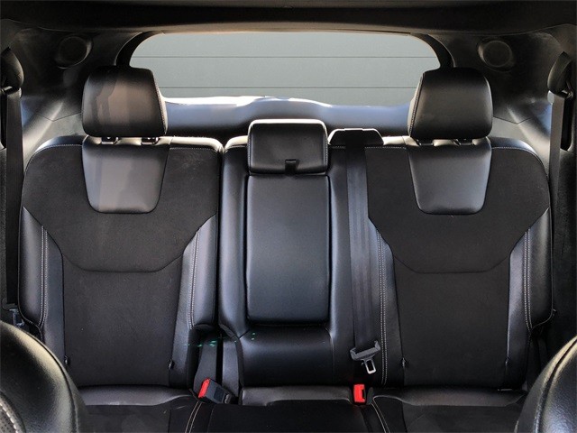 Ford Edge Vehicle Full-screen Gallery Image 30