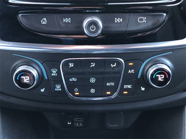 Chevrolet Traverse Vehicle Full-screen Gallery Image 27