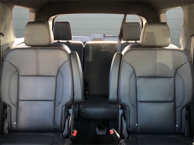 Chevrolet Traverse Vehicle Full-screen Gallery Image 30