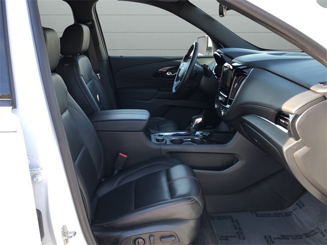 Chevrolet Traverse Vehicle Full-screen Gallery Image 15