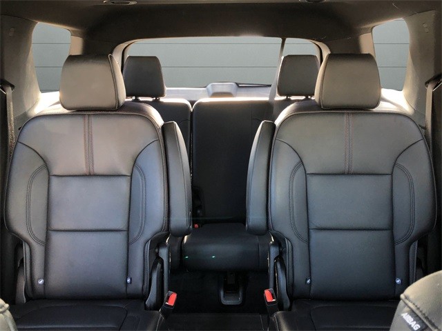 Chevrolet Traverse Vehicle Full-screen Gallery Image 30