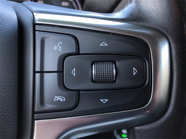 Chevrolet Silverado 1500 Vehicle Full-screen Gallery Image 17