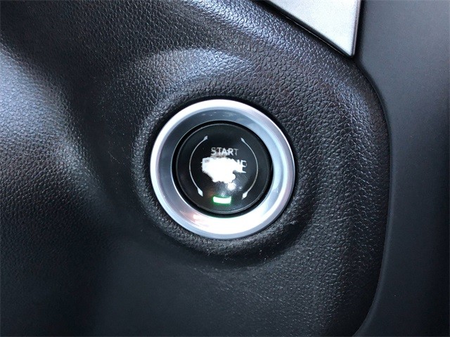 Chevrolet Silverado 1500 Vehicle Full-screen Gallery Image 22