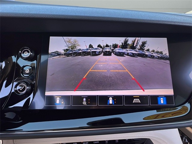 Buick Envision Vehicle Full-screen Gallery Image 18