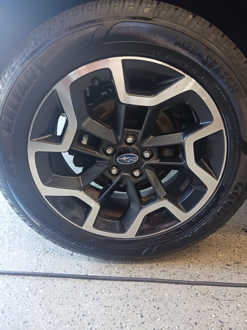 Subaru Crosstrek Vehicle Full-screen Gallery Image 07