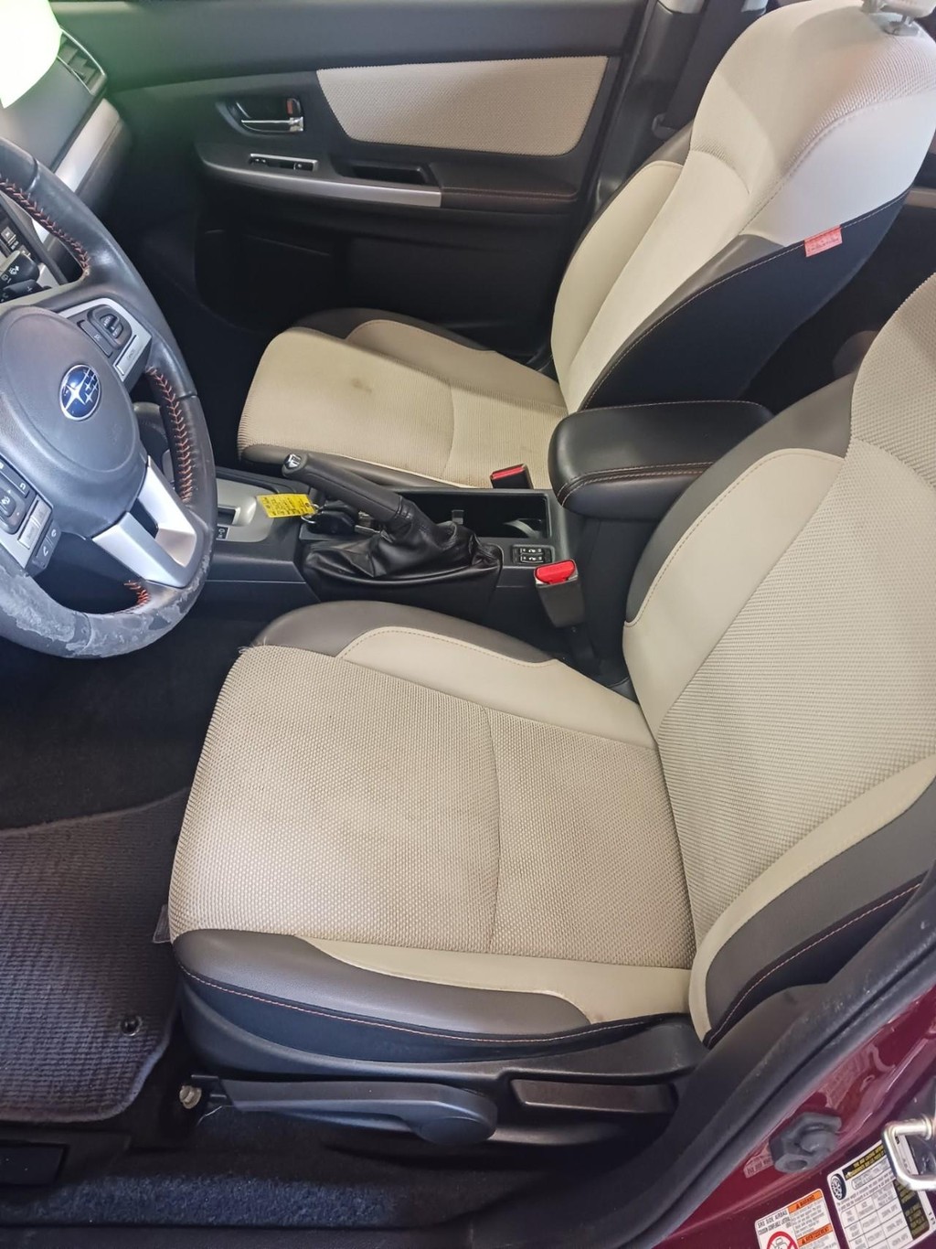 Subaru Crosstrek Vehicle Full-screen Gallery Image 08