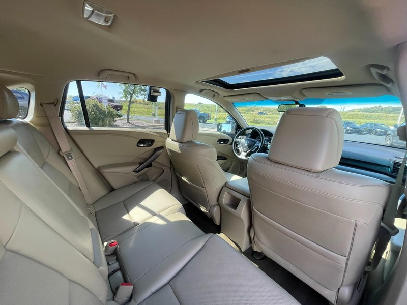 Acura RDX Vehicle Image 15