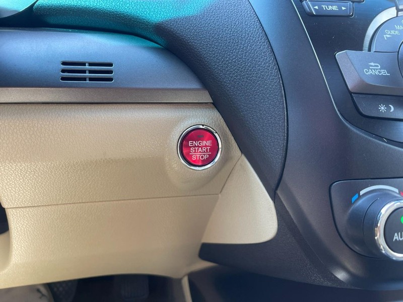 Acura RDX Vehicle Image 33