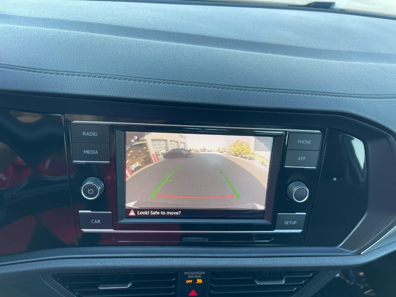 Volkswagen Jetta Vehicle Image 25