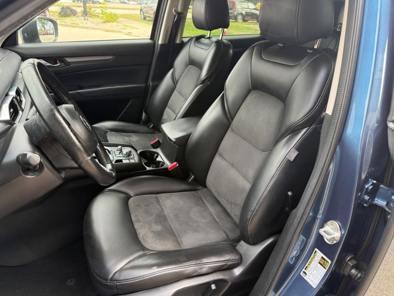 Mazda CX-5 Vehicle Image 09