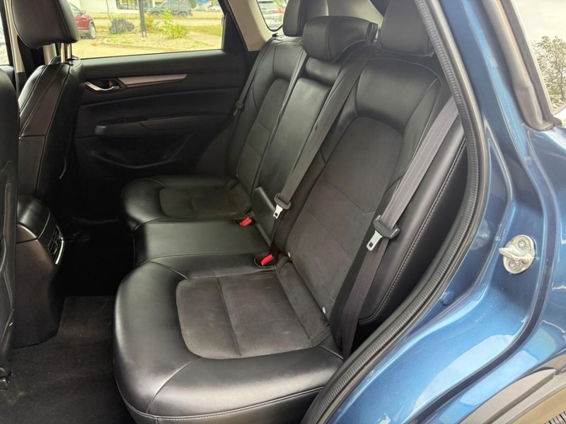 Mazda CX-5 Vehicle Image 11