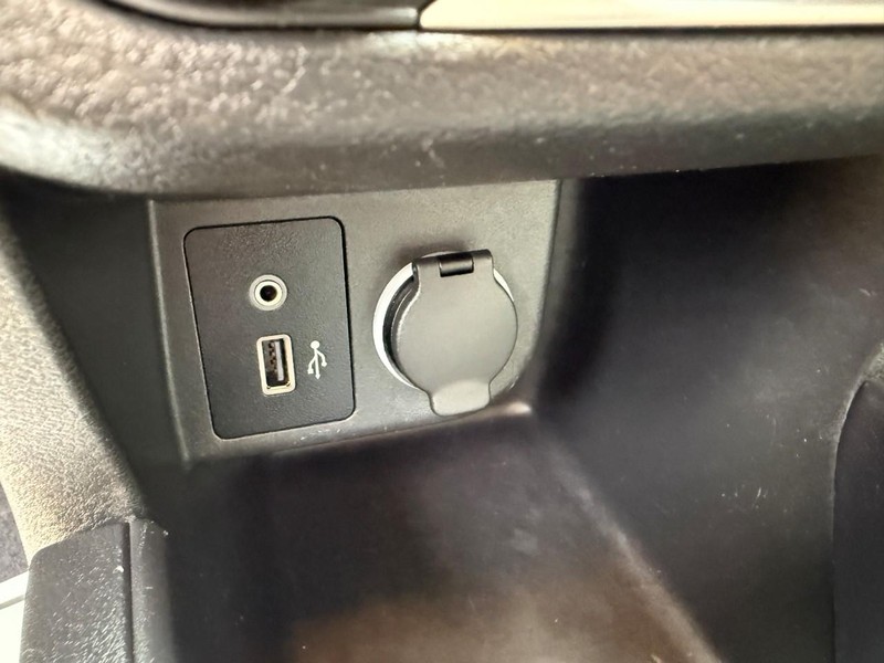 Nissan Kicks Vehicle Image 26