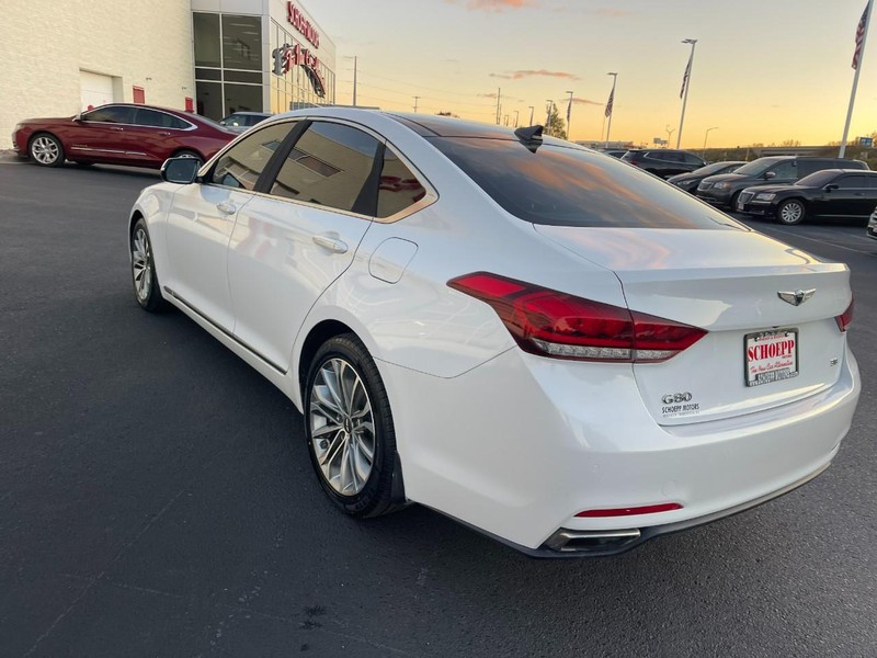Genesis G80 Vehicle Image 04