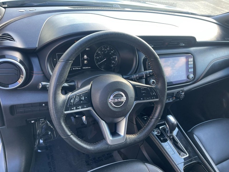 Nissan Kicks Vehicle Image 20