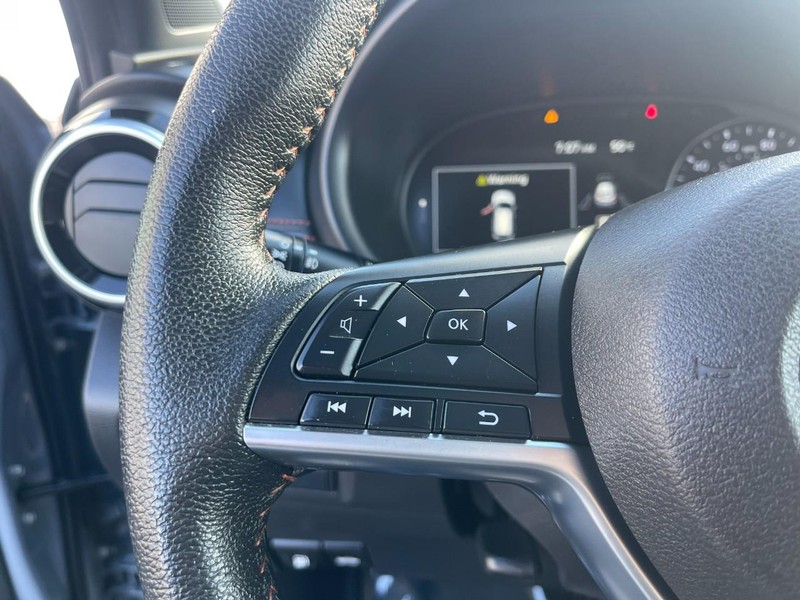 Nissan Kicks Vehicle Image 22