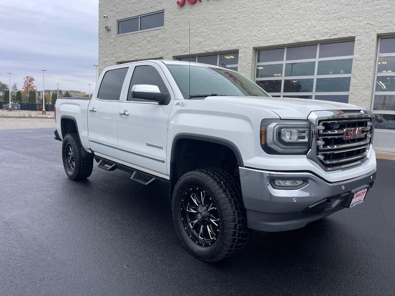 GMC Sierra 1500 Vehicle Image 02