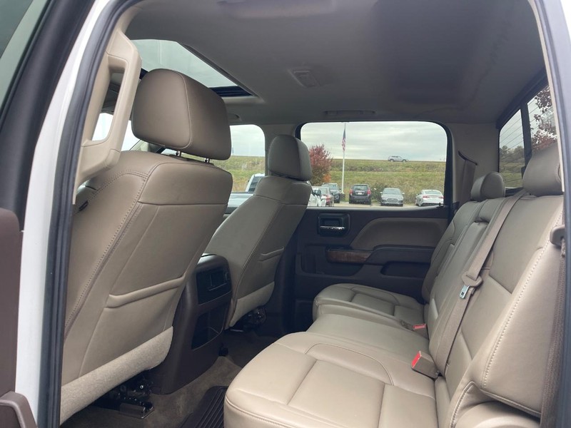 GMC Sierra 1500 Vehicle Image 18