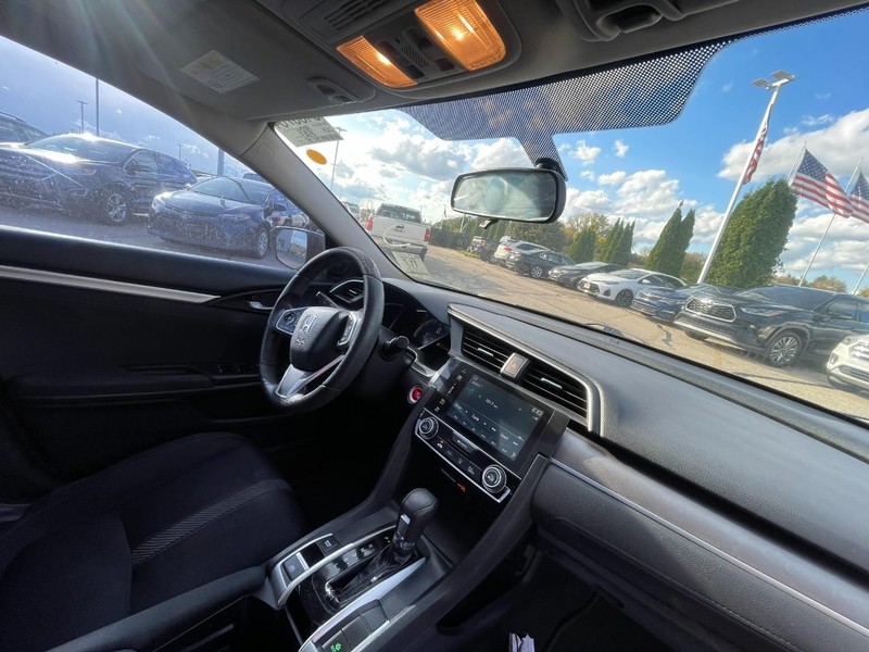 Honda Civic Sedan Vehicle Image 04