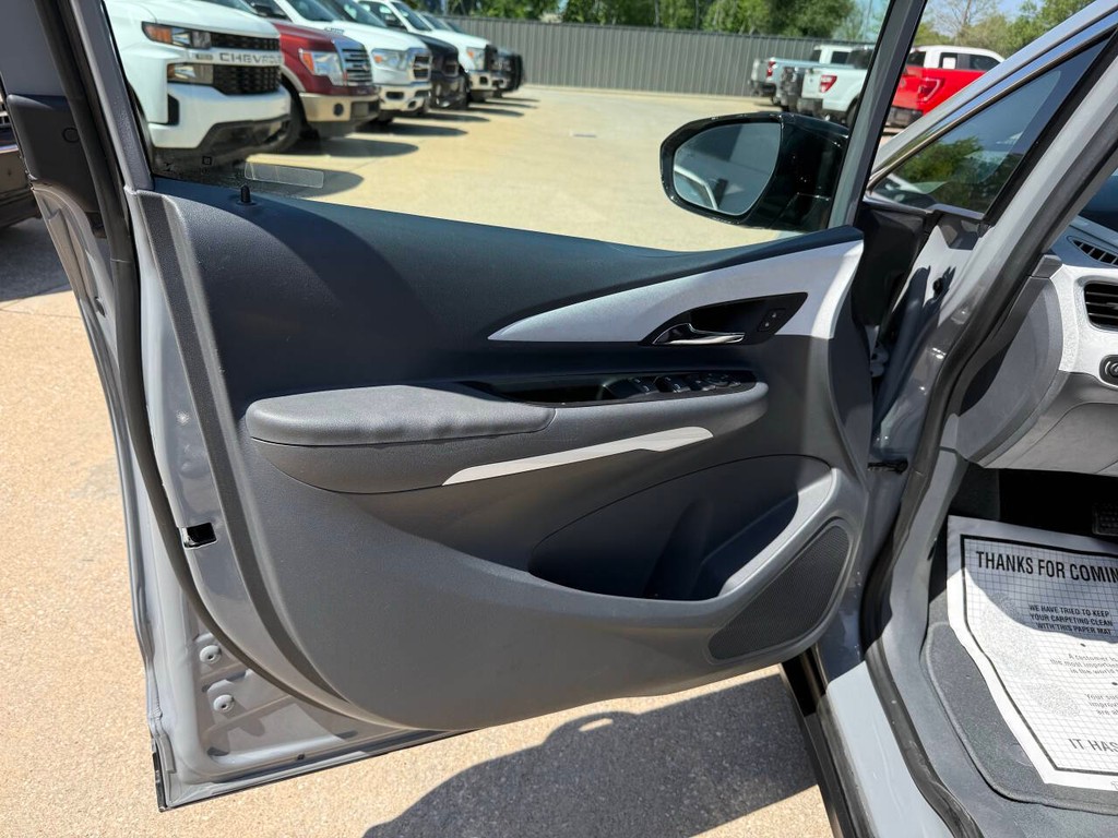 Chevrolet Bolt EV Vehicle Full-screen Gallery Image 08