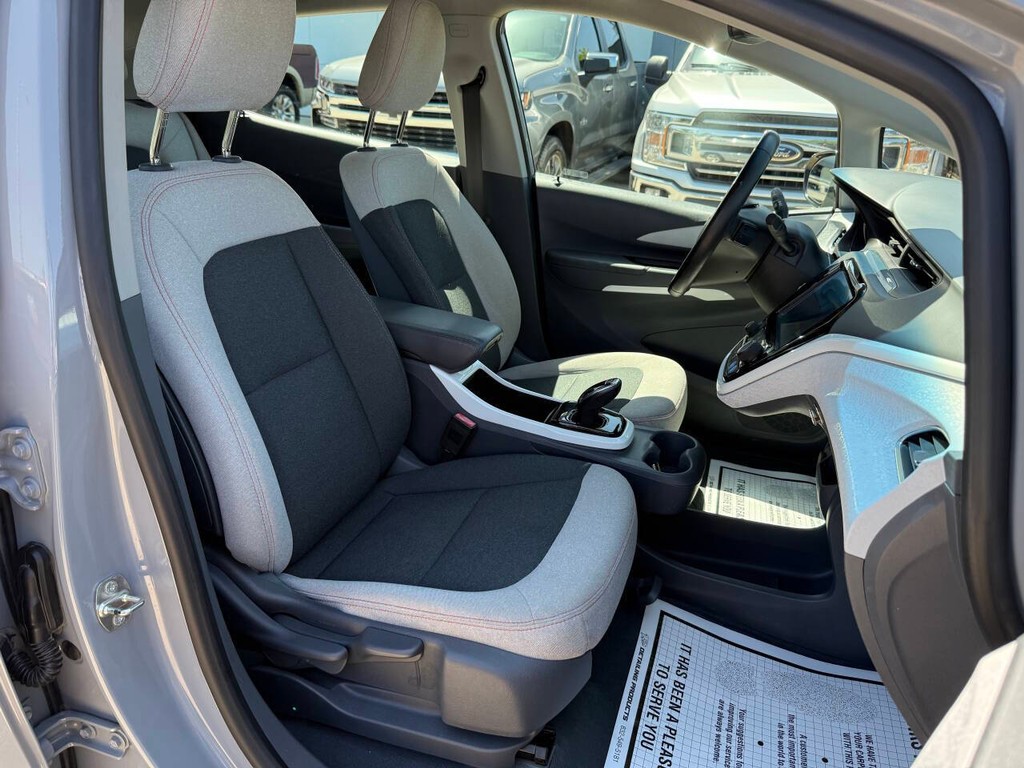 Chevrolet Bolt EV Vehicle Full-screen Gallery Image 10