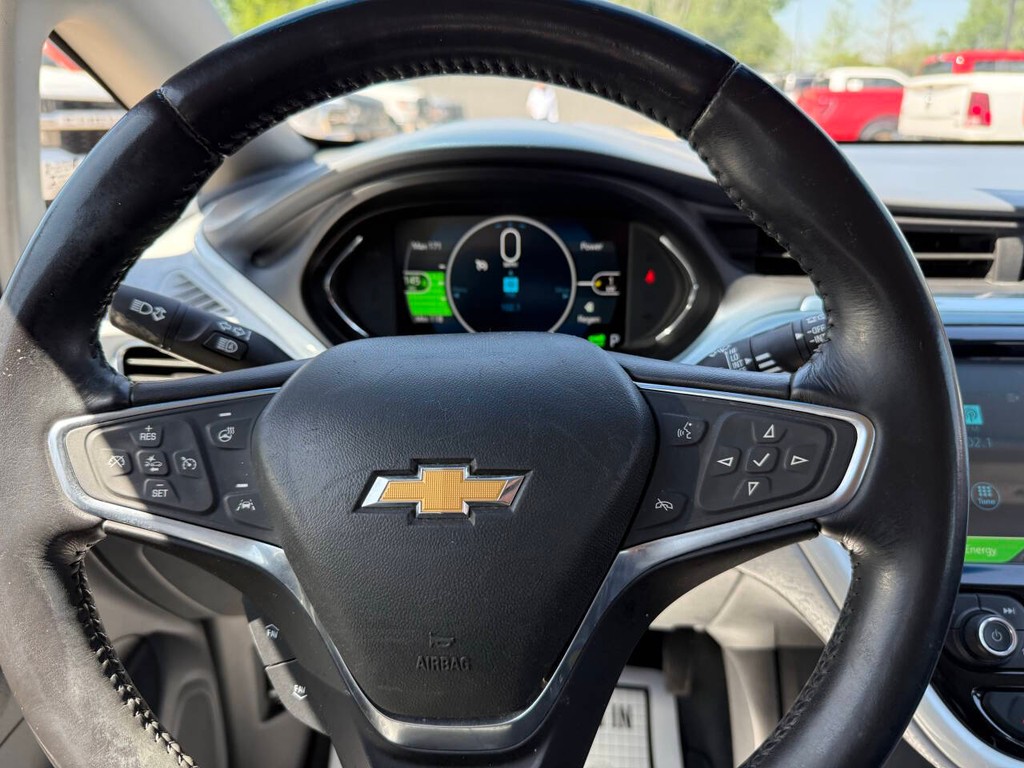 Chevrolet Bolt EV Vehicle Full-screen Gallery Image 23