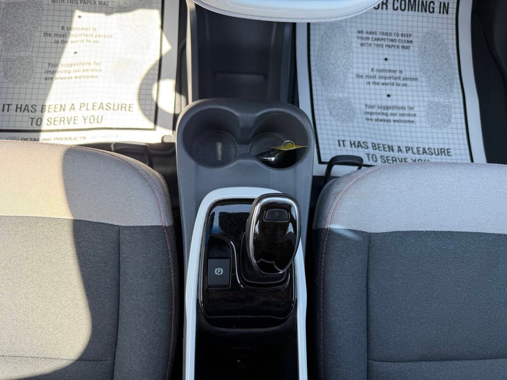 Chevrolet Bolt EV Vehicle Full-screen Gallery Image 28