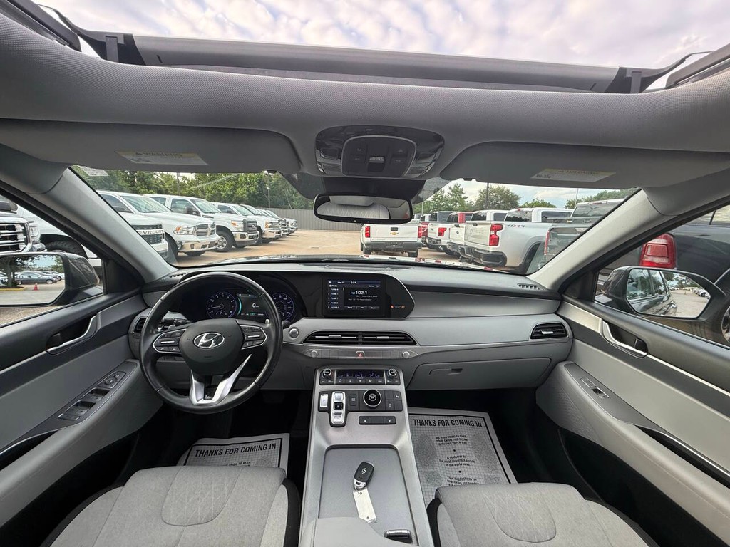 Hyundai Palisade Vehicle Full-screen Gallery Image 20