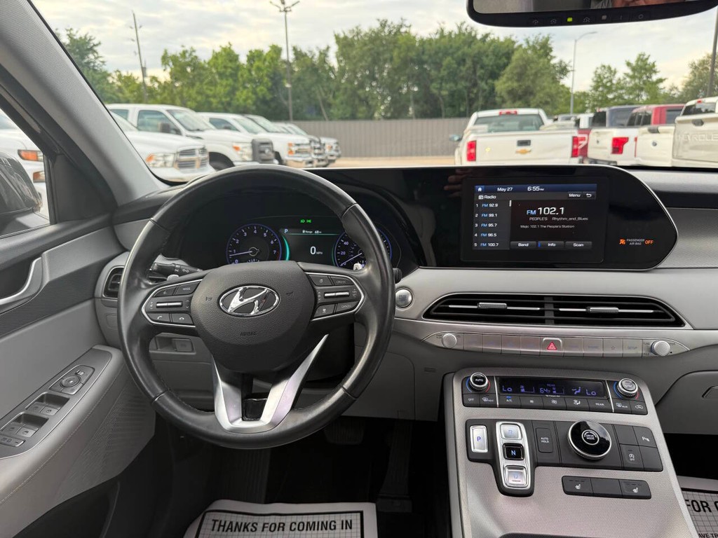 Hyundai Palisade Vehicle Full-screen Gallery Image 21