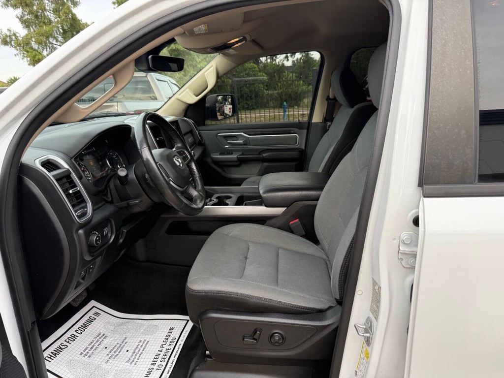 Ram 1500 Vehicle Full-screen Gallery Image 07