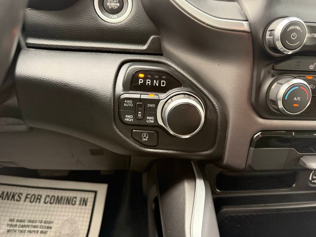 Ram 1500 Vehicle Full-screen Gallery Image 29